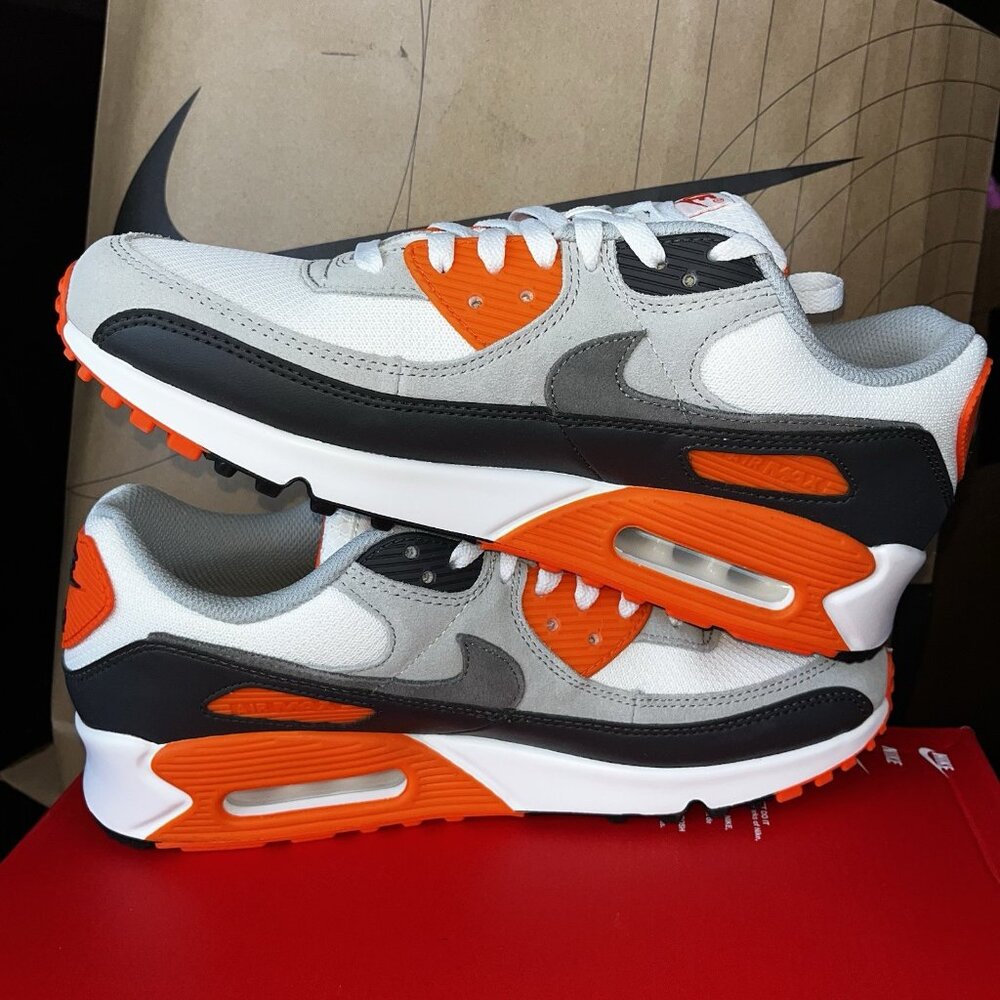NEW Nike Air Max 90 White Safety Orange Black DM0029 108 Men’s Size 10